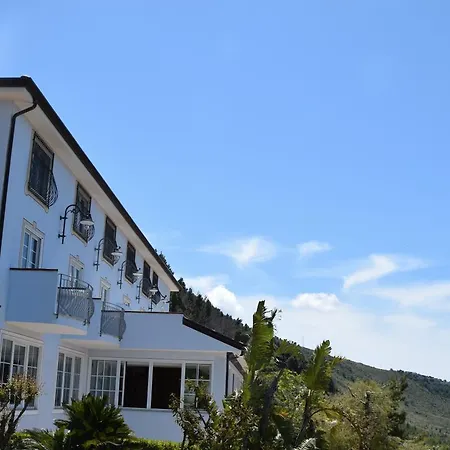 Residenza Del Golfo Hotel 4*